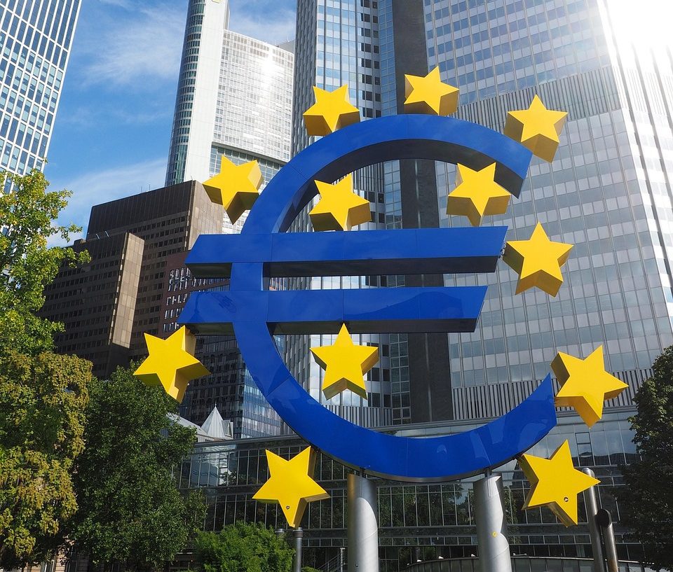 euro tower, skyscraper, downtown, frankfurt am main germany, building, bank für gemeinwirtschaft, bfg, ecb-central, european central bank, ecb, euro-sculpture, euro sign, artwork, frankfurt, ottmar hörl, plastic neon sign, neon sign, the euro sign and the stars, willy-brandt-platz, blue, yellow, stars, eurozone, blue yellow, ecb, ecb, ecb, ecb, ecb